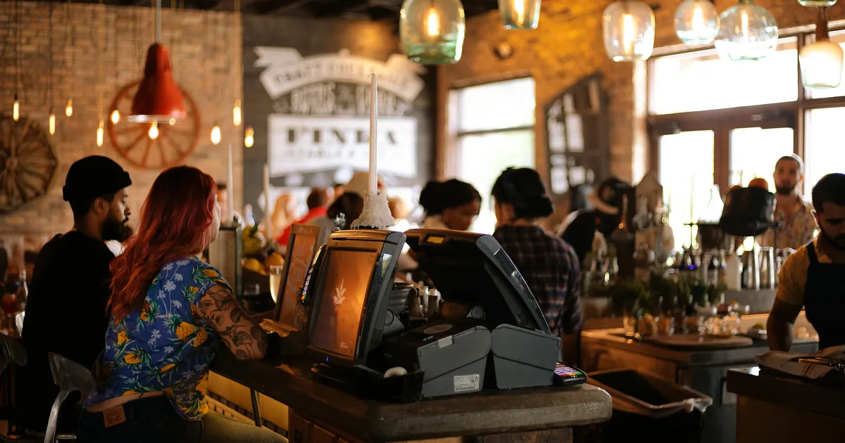 Suasana flagship Arunika Surabaya